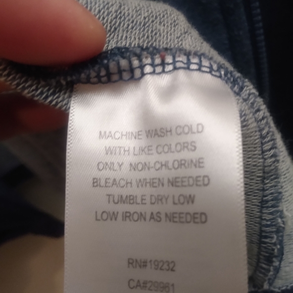 Woman's light coat - Picture 5 of 5